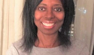 Writer Leslie Dianne